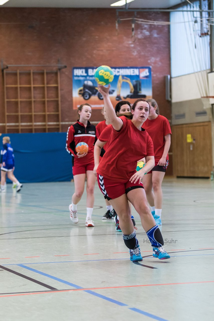 Bild 101 - Frauen Barmstedter TS - Buedelsdorfer TSV : Ergebnis: 26:12